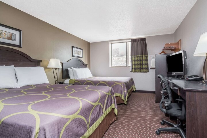 Room 51 of 60