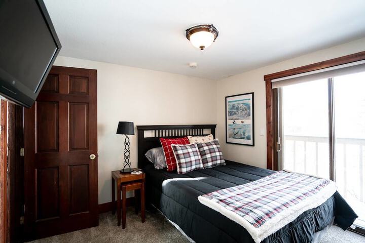 Room 22 of 32