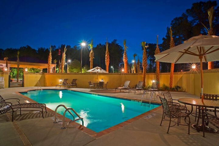 Hampton Inn & Suites North Charleston-University Blvd