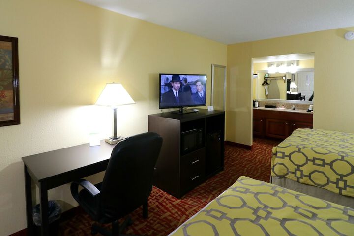 Room 19 of 50