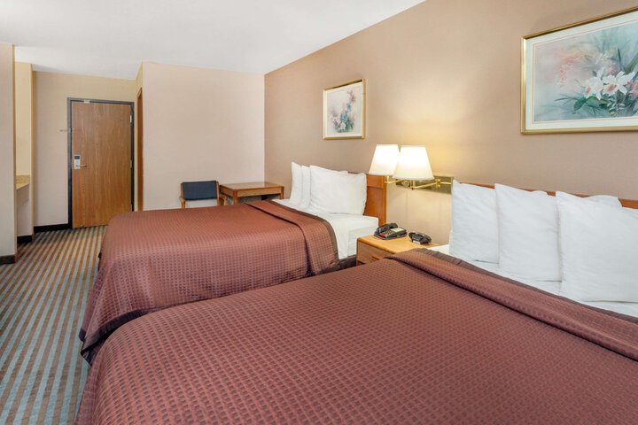 Room 13 of 14