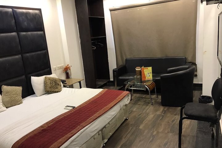 Room 5 of 22