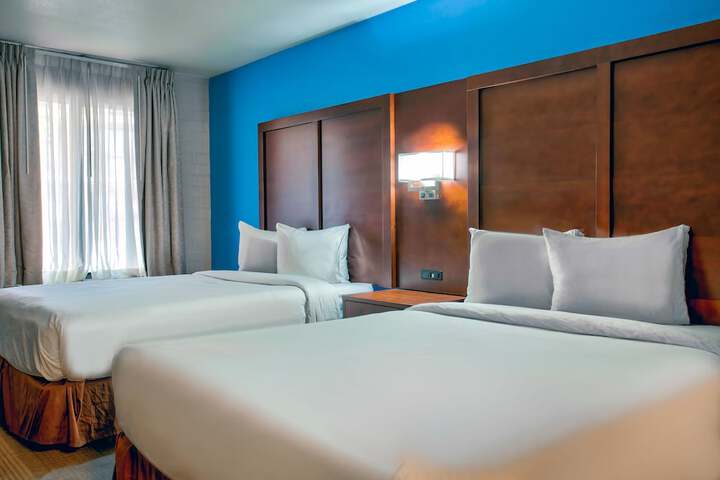 Room 27 of 35