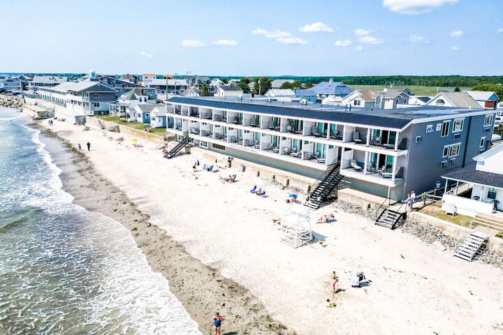 Atlantic Oceanfront Hotel