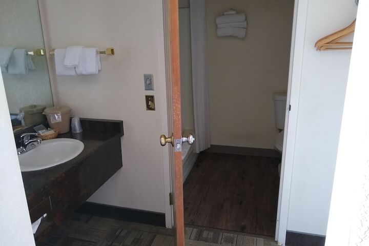 Wilderness Inn