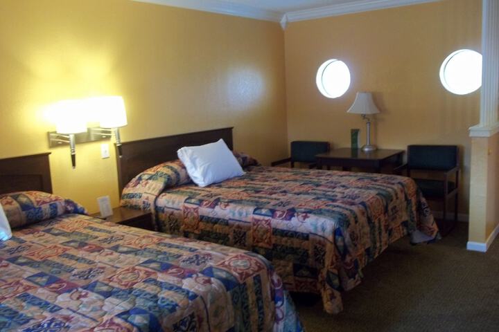 Room 56 of 66