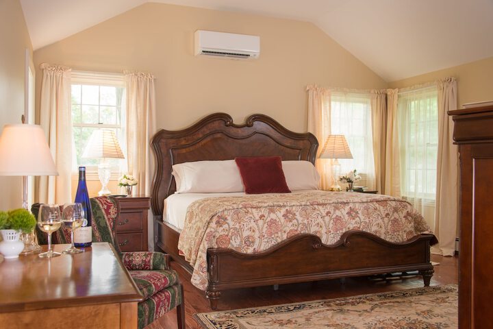 Room 44 of 124