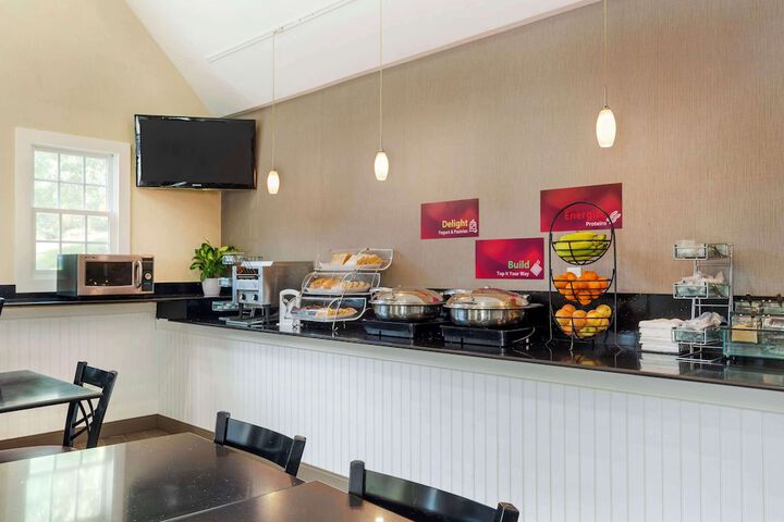 Best Western Plus Cold Spring