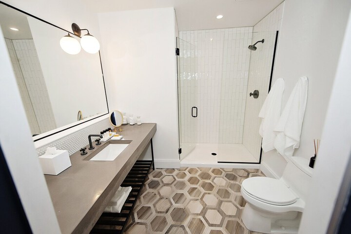 Hotel Covington Cincinnati Riverfront