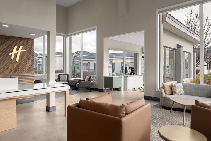 Holiday Inn Ontario by IHG