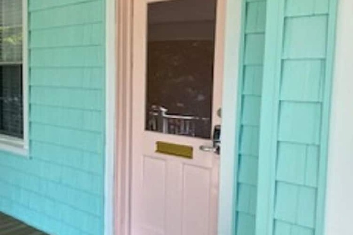 SaltWater Inn