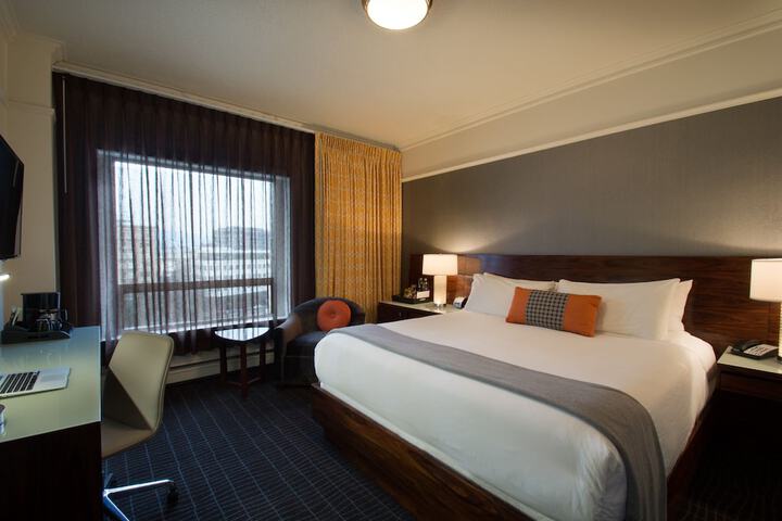 Room 40 of 67