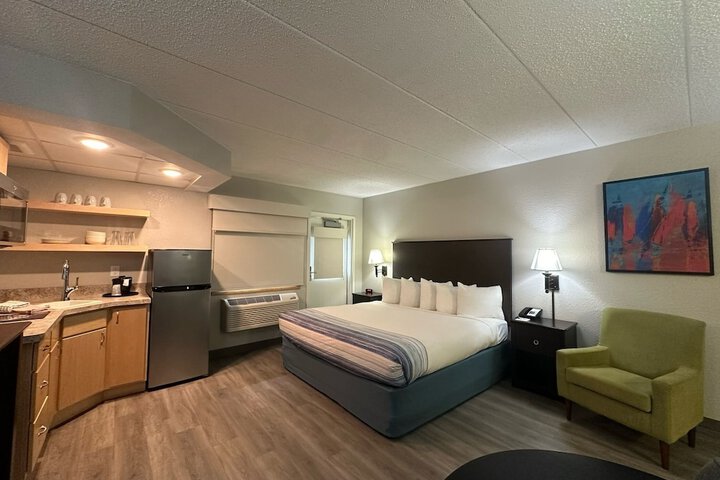 AmericInn by Wyndham Menominee