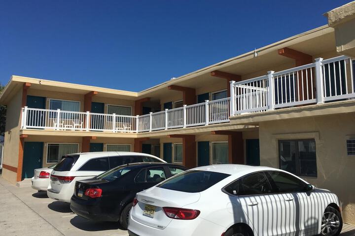 Seahorse Inn