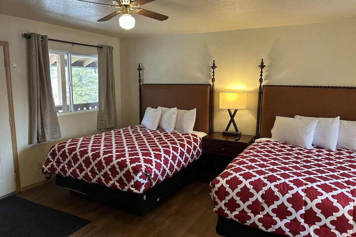 Room 70 of 84