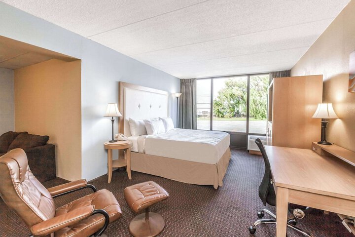 Room 29 of 41