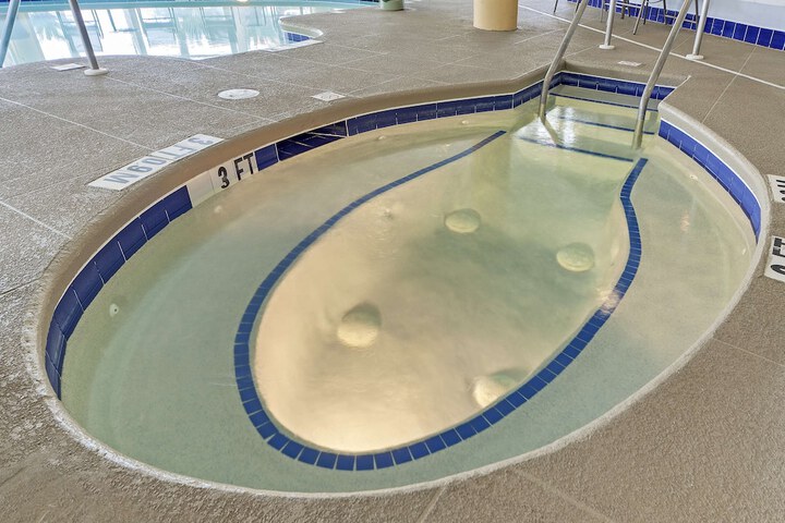 Pool 4 of 27