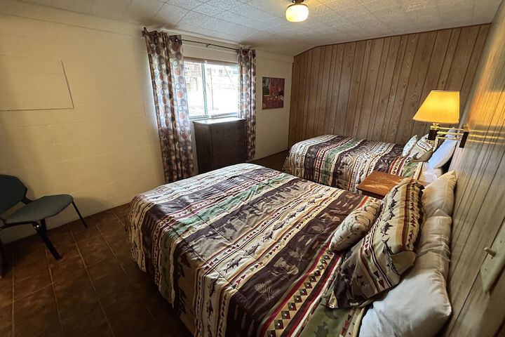 Room 58 of 213