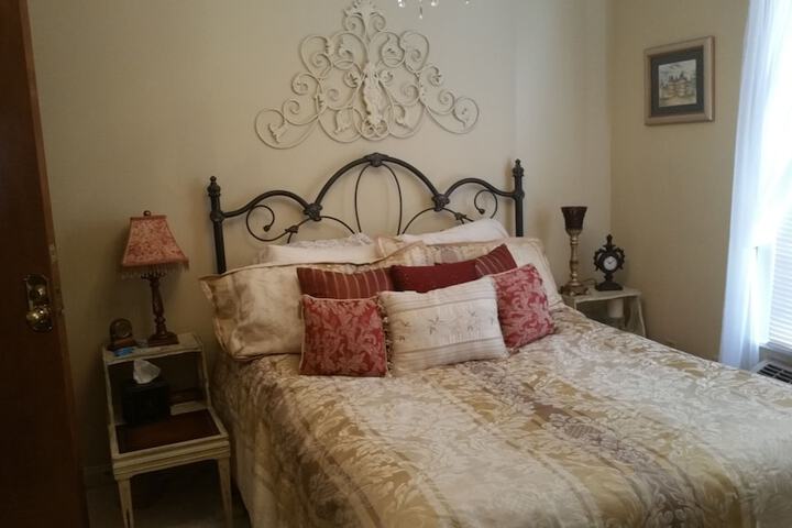 Room 28 of 78