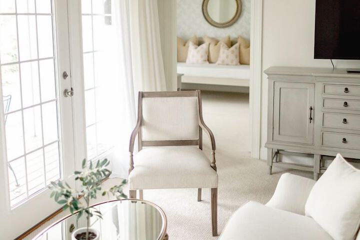 Room 10 of 41