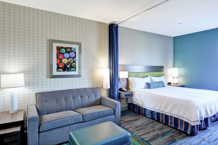 Room 18 of 39