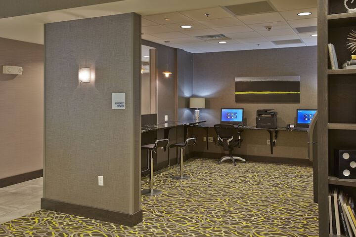 Holiday Inn Express & Suites Madison Central by IHG