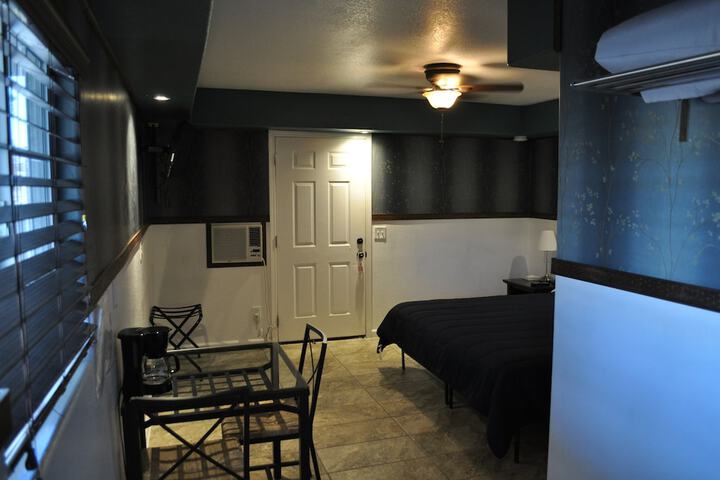 Room 114 of 124