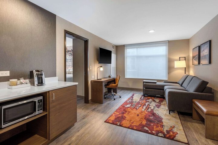 Room 31 of 47