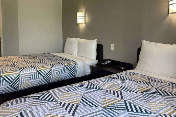 Room 14 of 15