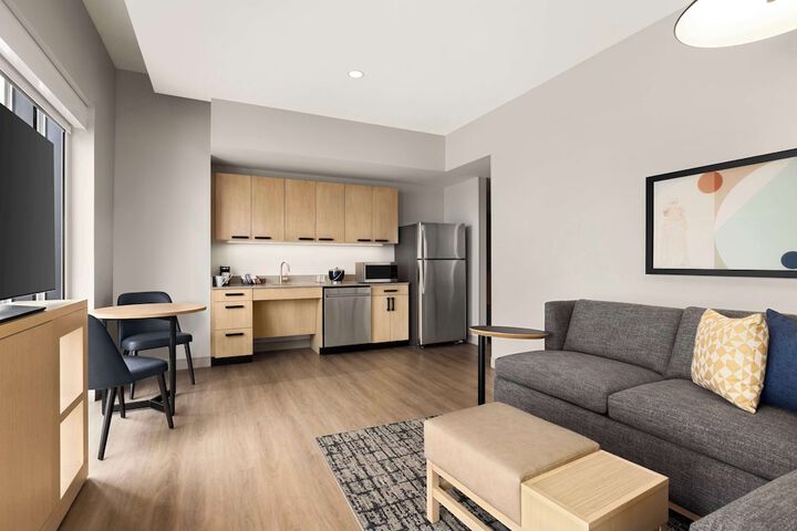 Hyatt Place Virginia Beach / Oceanfront