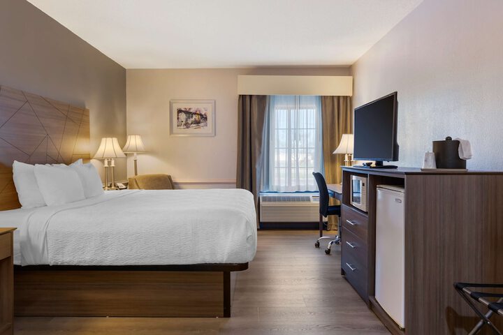 Room 34 of 44