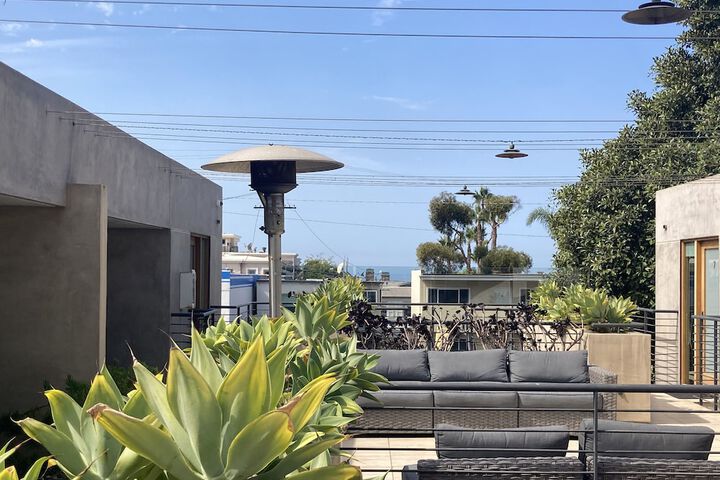 14 West Hotel