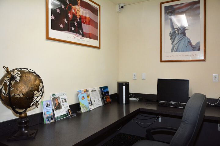 Business Center 47 of 47