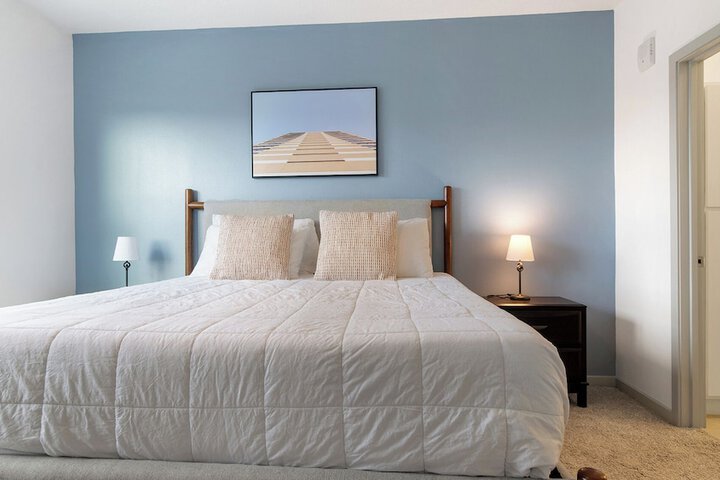 Landing Furnished Apartments near Lake Apopka