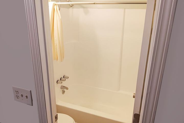Room 13 of 39
