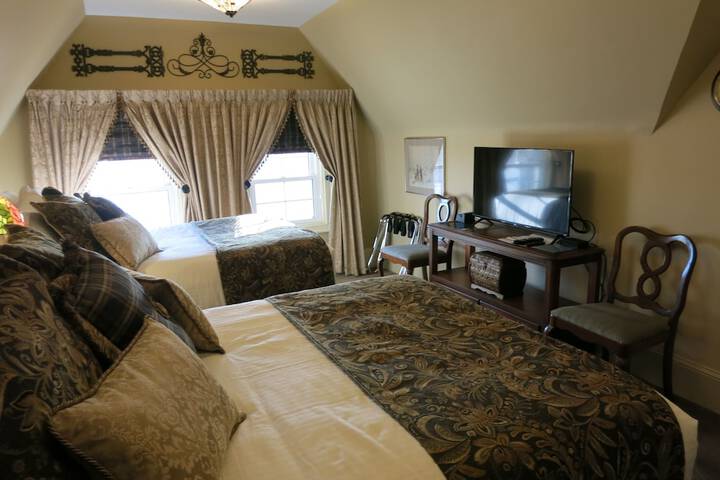 The Woodview Inn