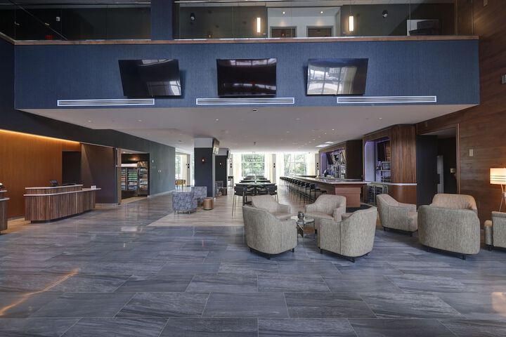 Courtyard by Marriott Iowa City University Heights
