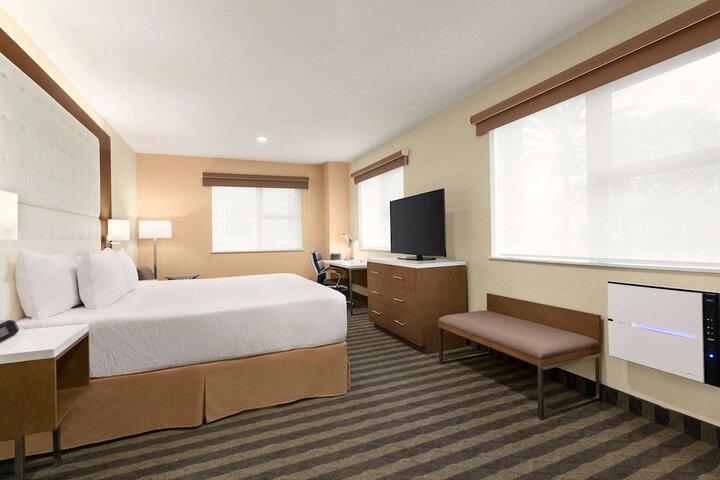 Room 21 of 84