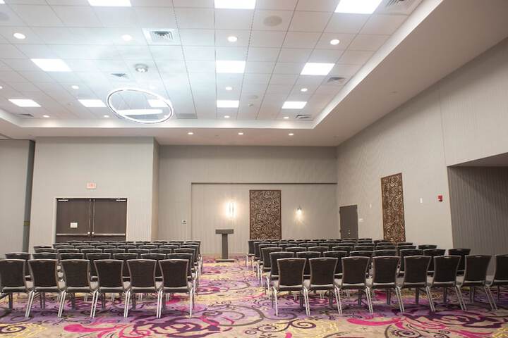 Holiday Inn & Suites - Joliet Southwest by IHG