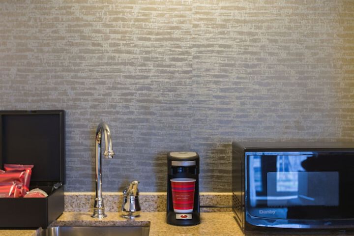 Chicago Marriott Suites OHare
