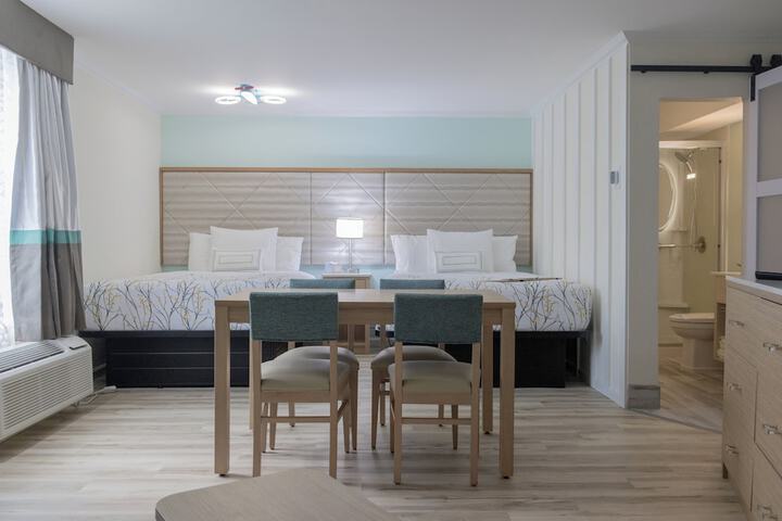 Ocean Sands Beach Boutique Inn - Stay at the Beach