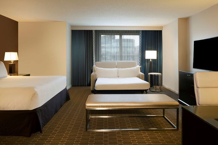 Room 48 of 103