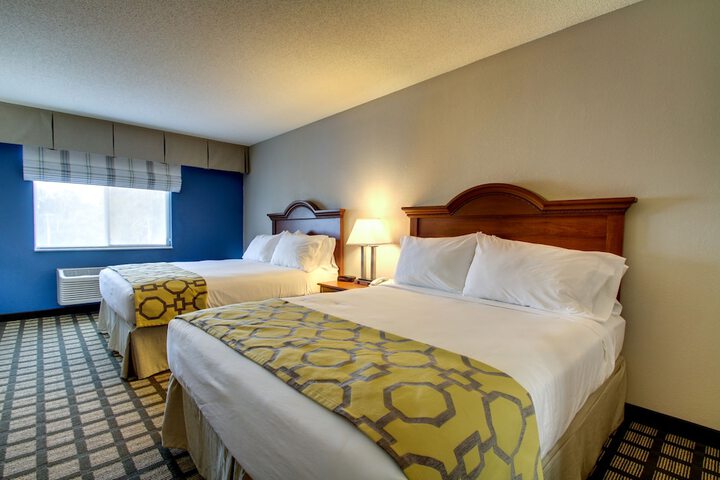 Baymont by Wyndham Galesburg