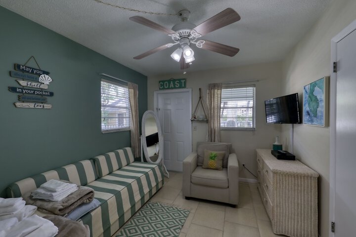 BeachTrail Lodging