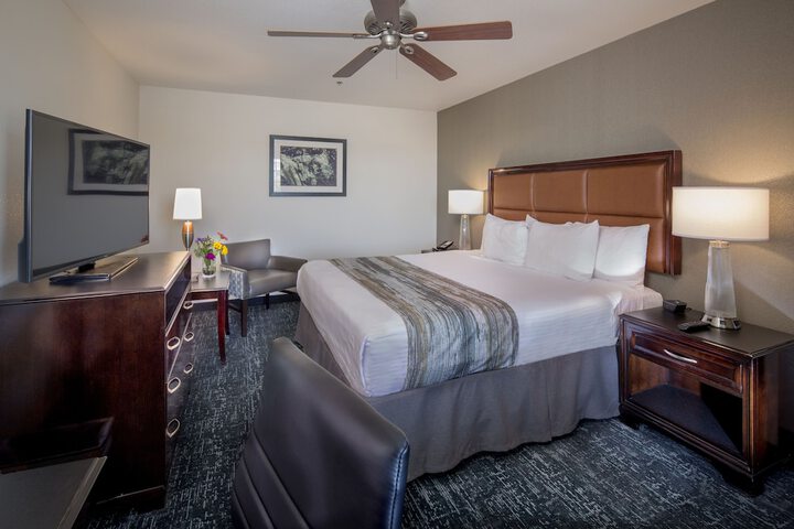 Room 13 of 26