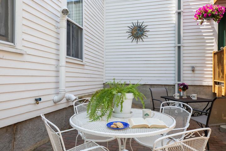 Terrace/Patio 158 of 191