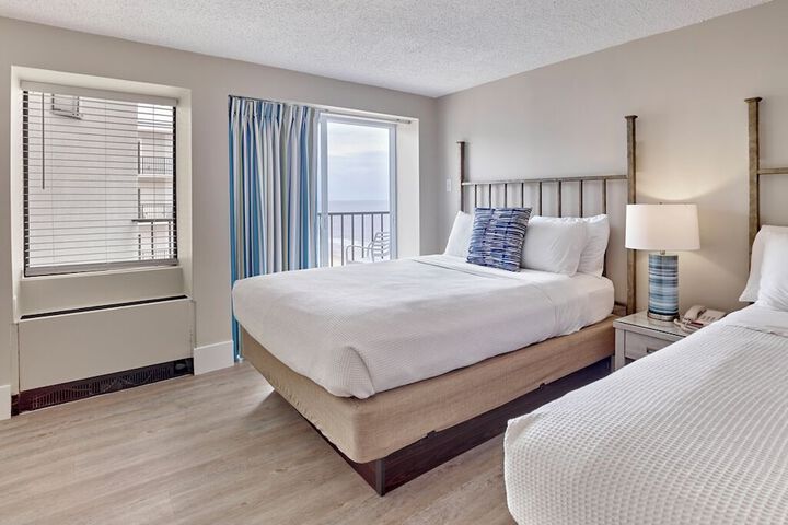 Henlopen Oceanfront Hotel