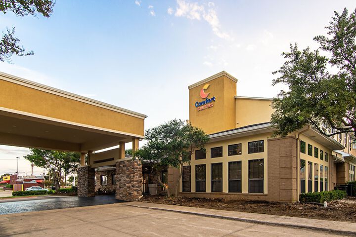 Hotel 4 of 54