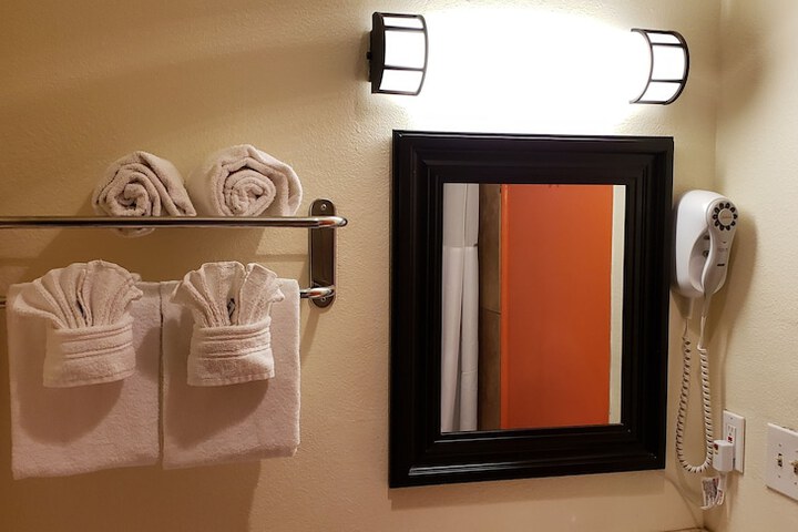 Room 15 of 58