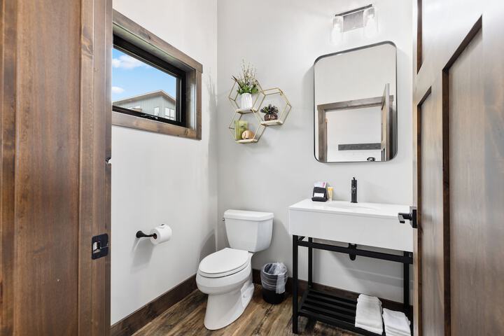 Room 41 of 230